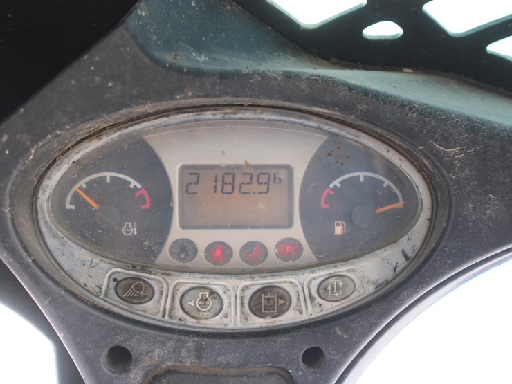 2015-bobcat-s530-image-55