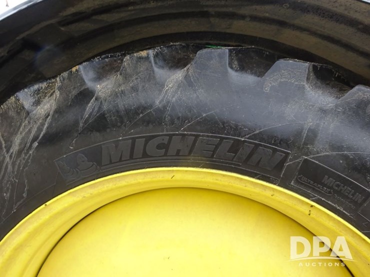 2017-john-deere-r4038-image-51