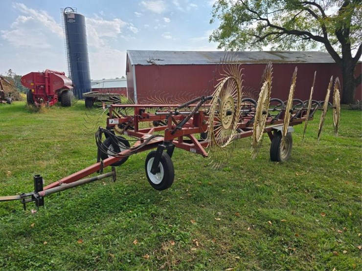 hesston-3982-image-1