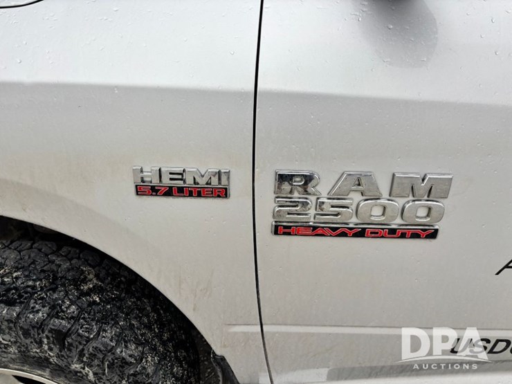 2017-ram-2500-heavy-duty-slt-4x4-pickup-(gp11747,-unit-98702)-image-24