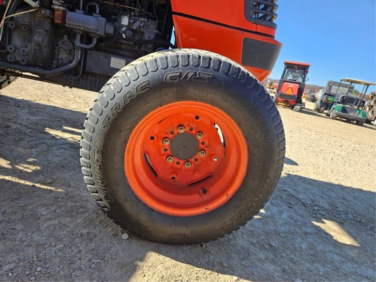 kubota-m5400-image-40