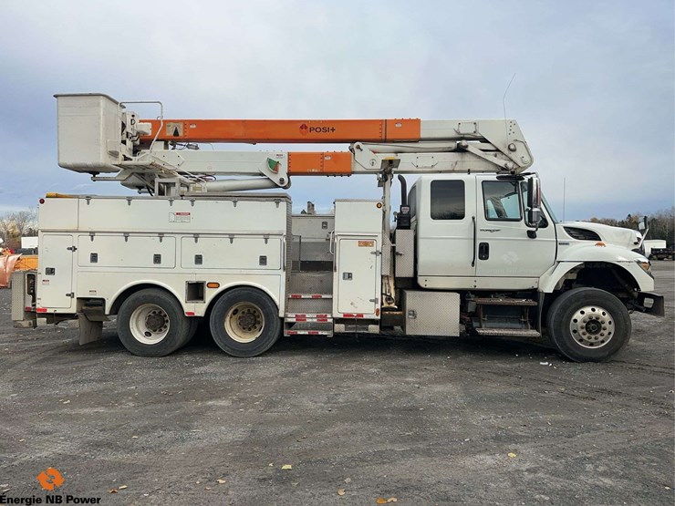 2012-international-7400-image-4