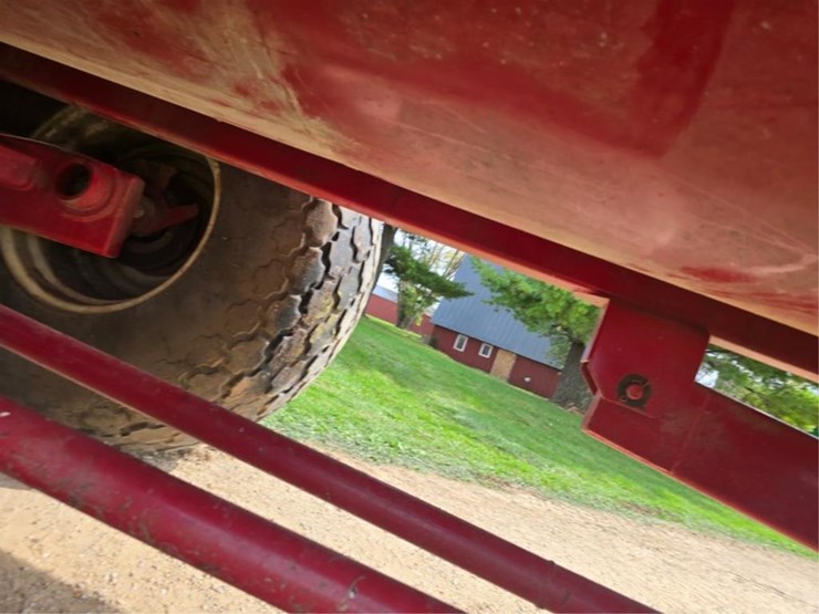 #22-•-2002-j-star-5600-manure-tank-image-18