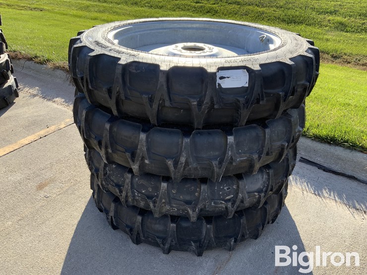 vortexx-is5100-290/85r38-pivot-tire-&-wheel-assemblies-image-1