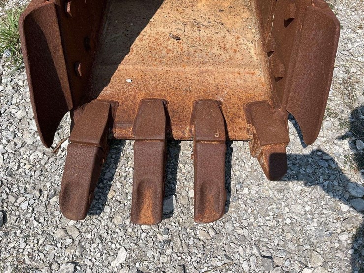 2021-fleco-dx140-24in-digging-tooth-bucket-excavator-attachment-image-6