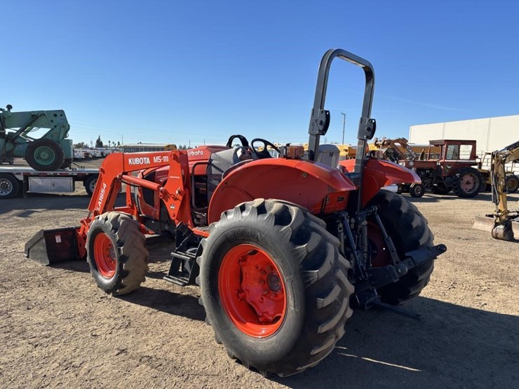 2018-kubota-m5-111d-image-4