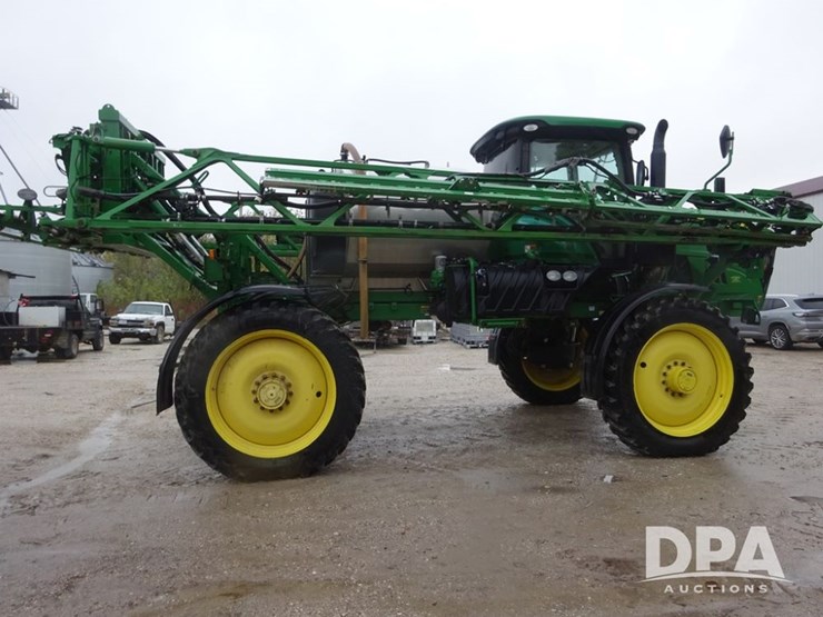 2015-john-deere-r4038-image-17