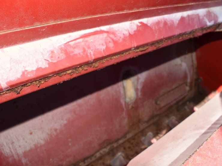 case-ih-5100-image-5