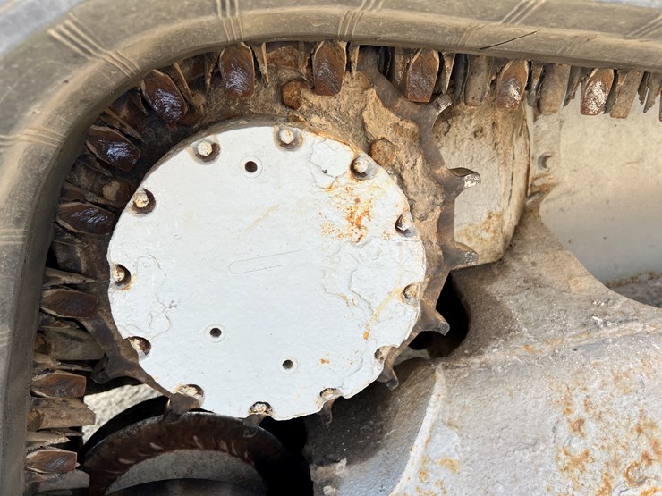 2018-takeuchi-tl12r2-image-22