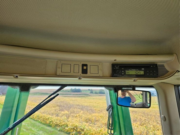 john-deere-7520-image-53