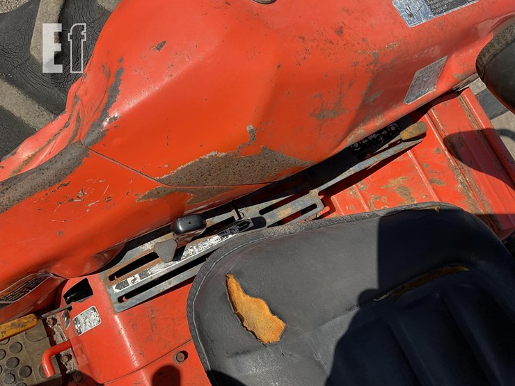 kubota-l2900-image-17