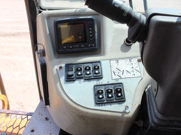 2015-manitex-m150-image-13