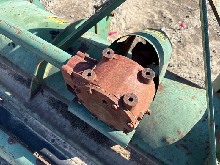 john-deere-7-image-7