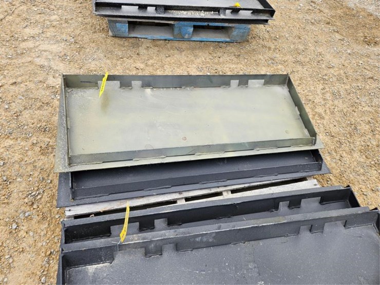 #3002-•-(2)-face-plates-image-2