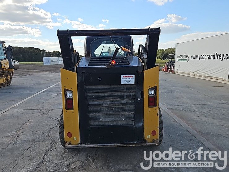 2019-caterpillar-262d3-image-16