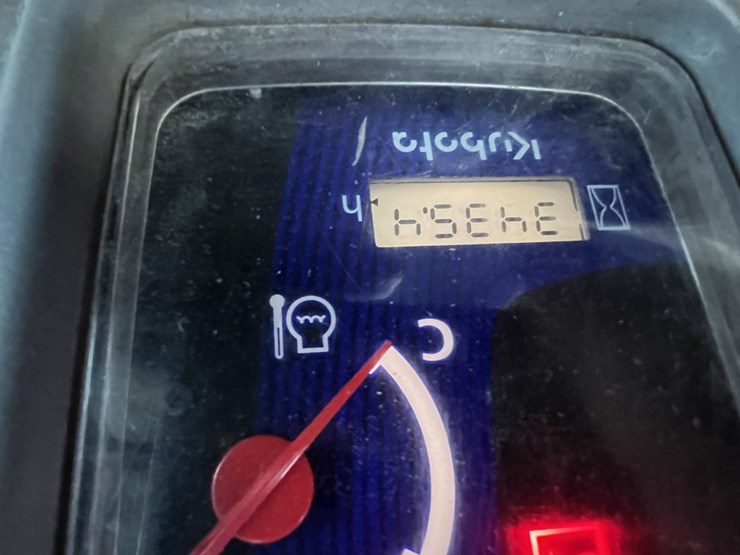 kubota-svl97-2-image-10