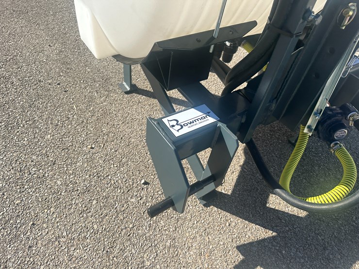 caterpillar-12-image-15