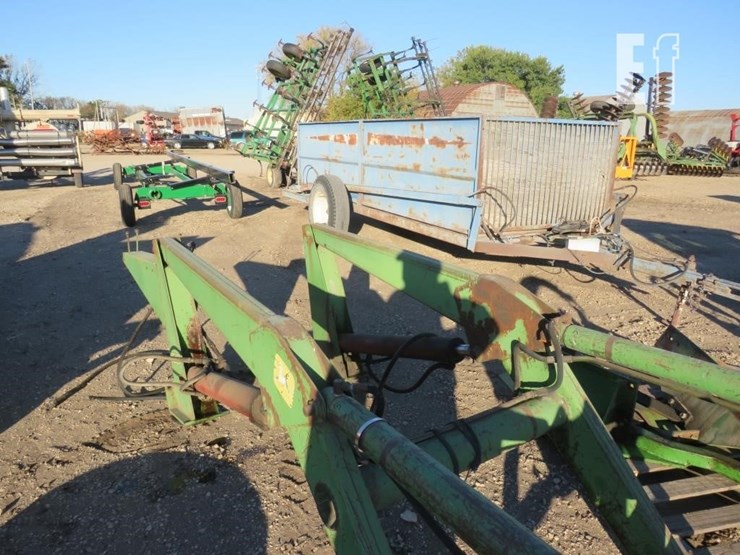 john-deere-158-image-3