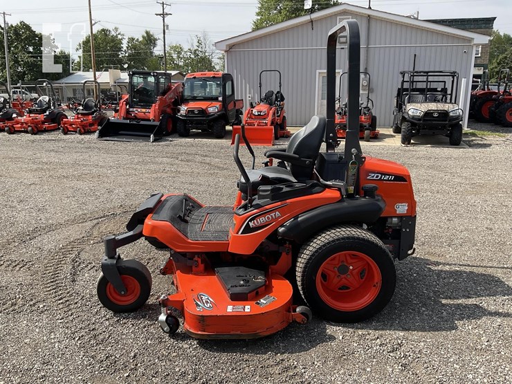 2017-kubota-zd1211-image-2