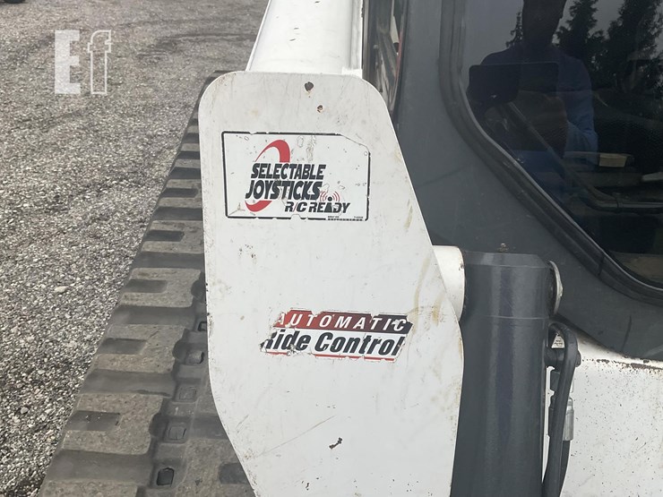 2021-bobcat-t870-image-10