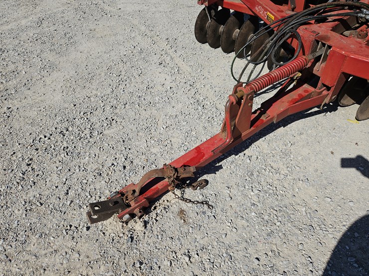 case-ih-3800-image-2