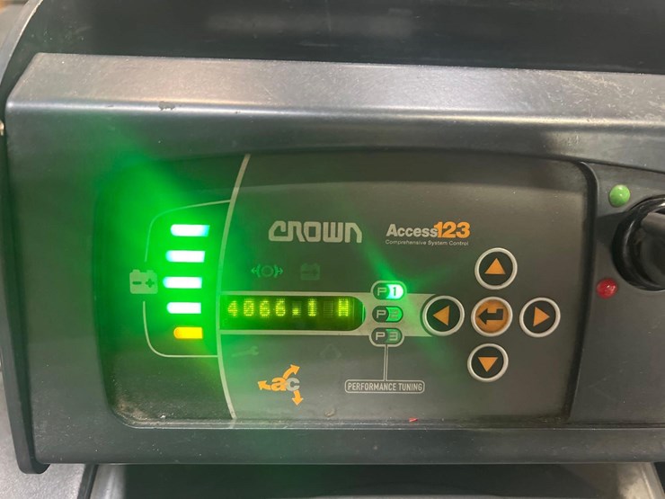 2018-crown-pe4500-60-image-3