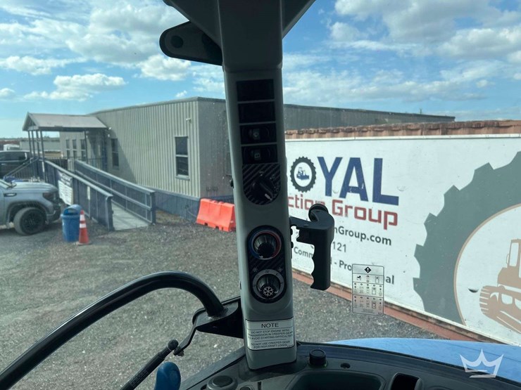 new-holland-ts6.120-image-18