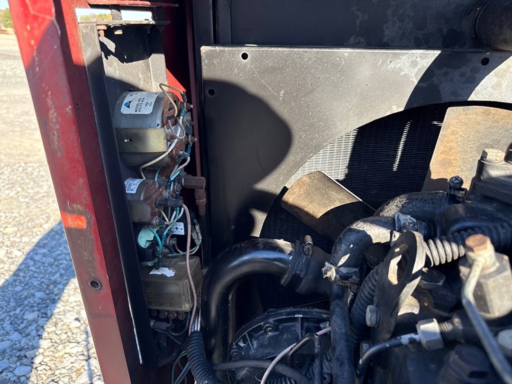 massey-ferguson-4-image-28