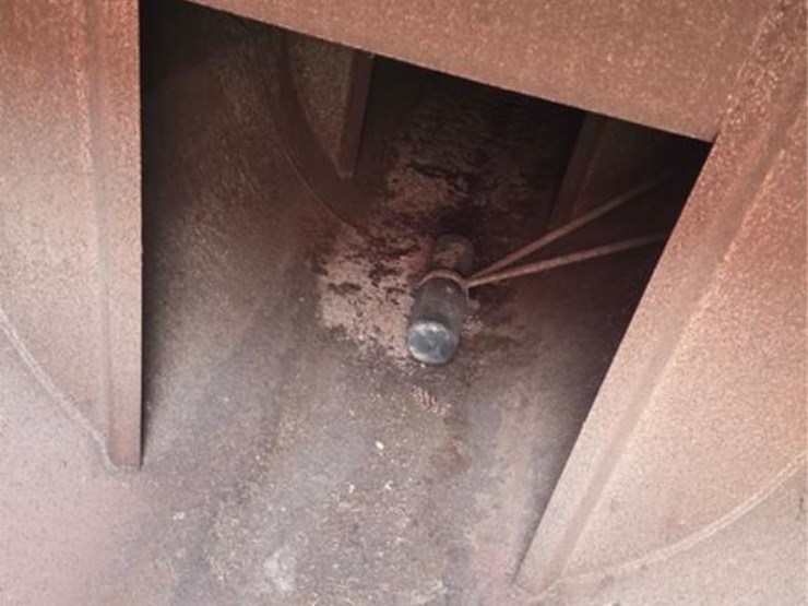 #22-•-2002-j-star-5600-manure-tank-image-35