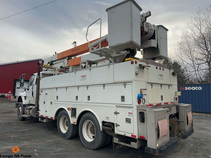 2012-international-7400-image-7