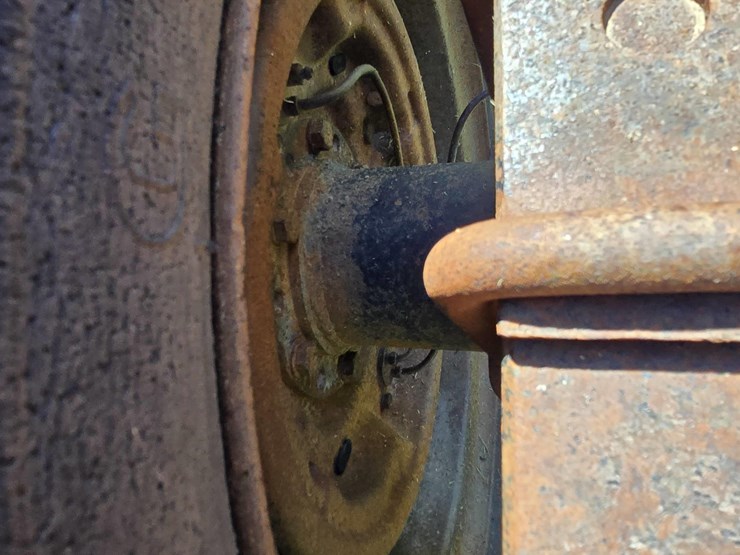 1974-ford-ln800-image-14