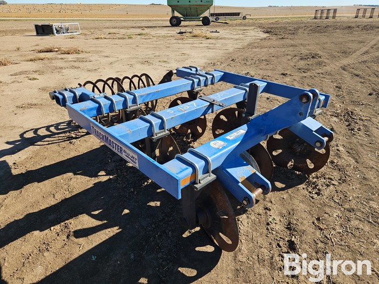 blu-jet-track-master-image-3