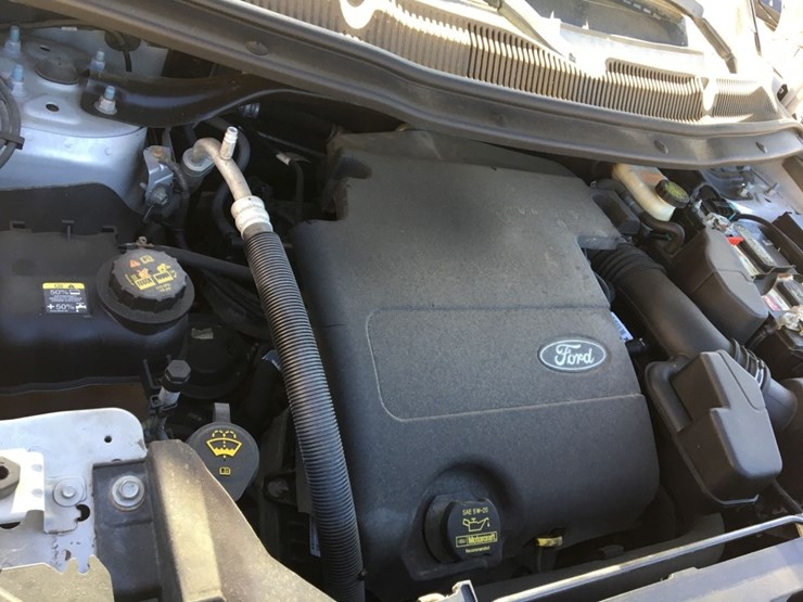 2013-ford-explorer-xlt-image-6