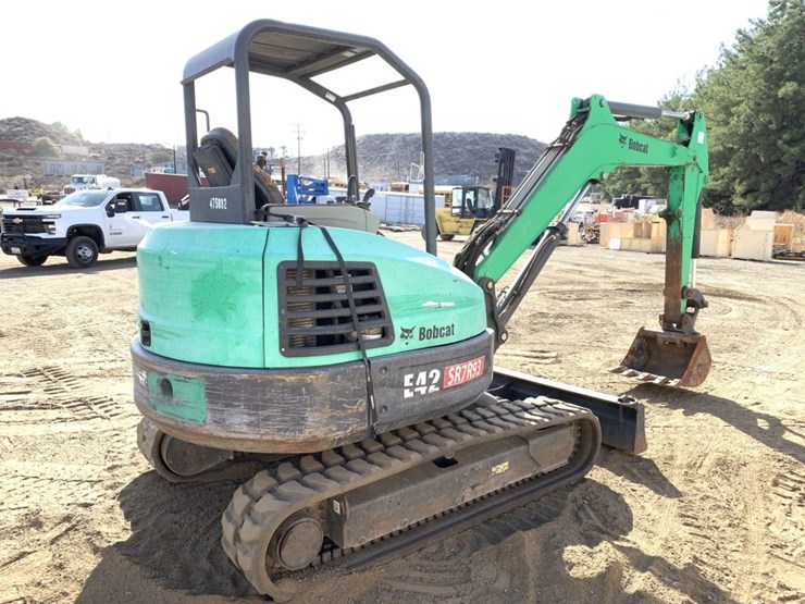 2012-bobcat-e42-image-3