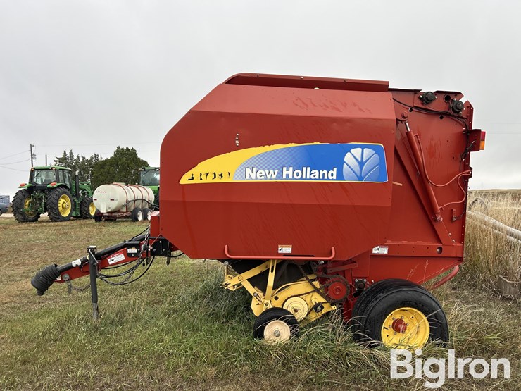 2012-new-holland-br7080-image-8