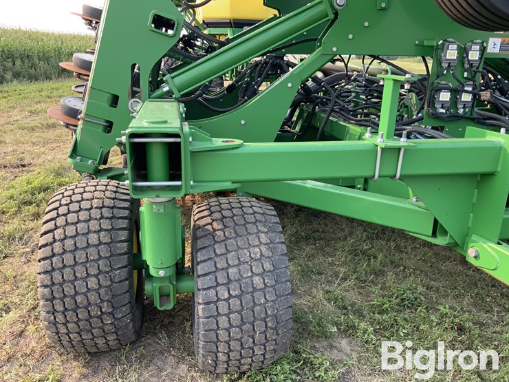 john-deere-1890-image-19