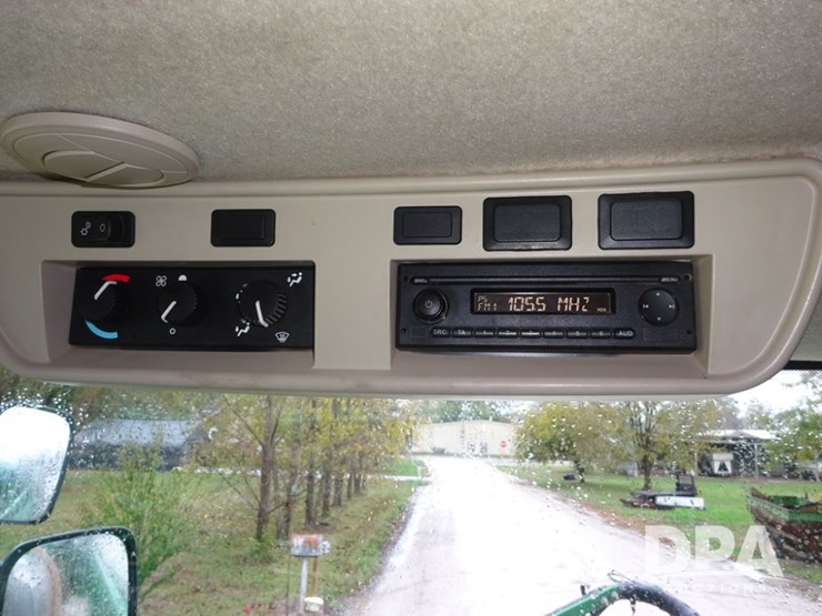 2017-john-deere-r4038-image-123