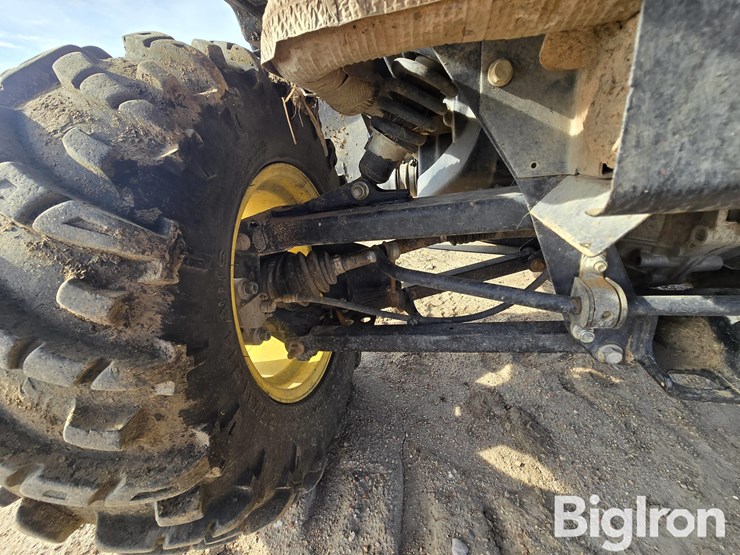 2013-john-deere-gator-image-18