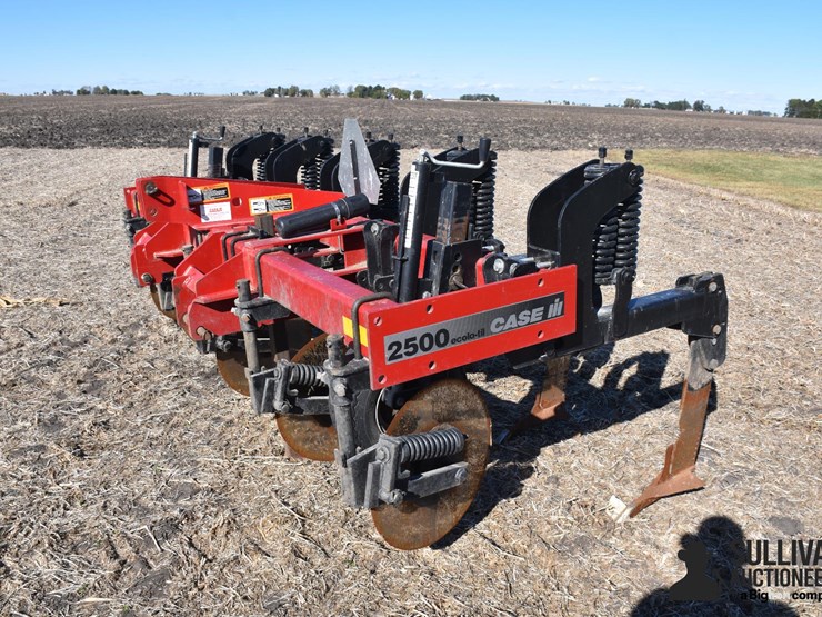 case-ih-2500-image-9