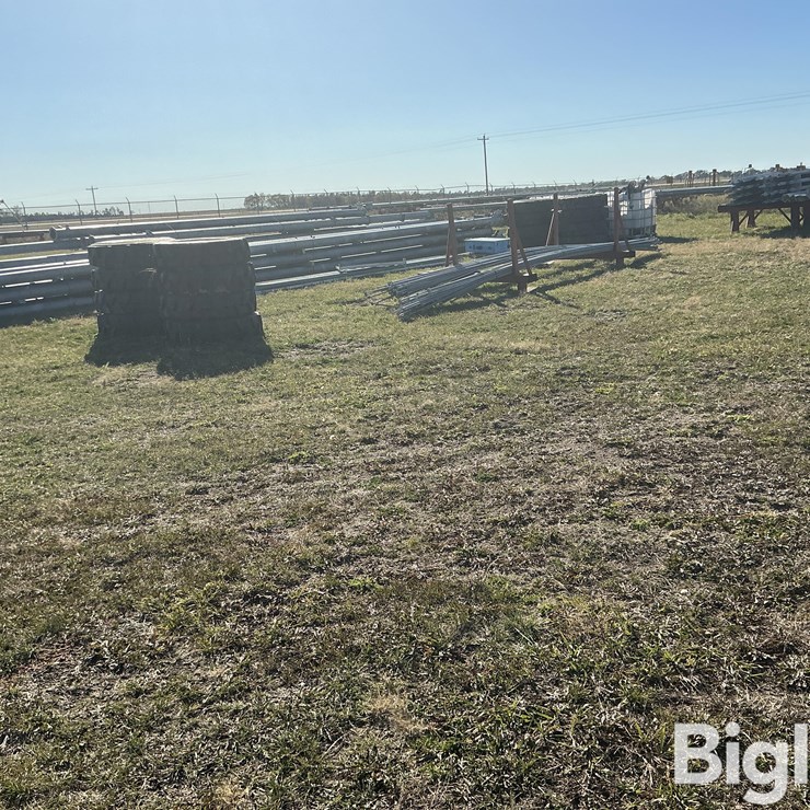 2016 VALLEY CENTER PIVOT