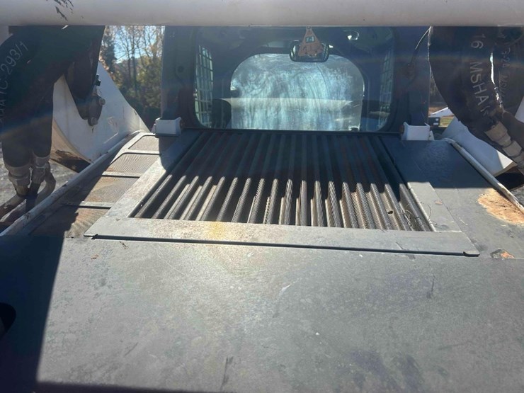 bobcat-t650-image-17