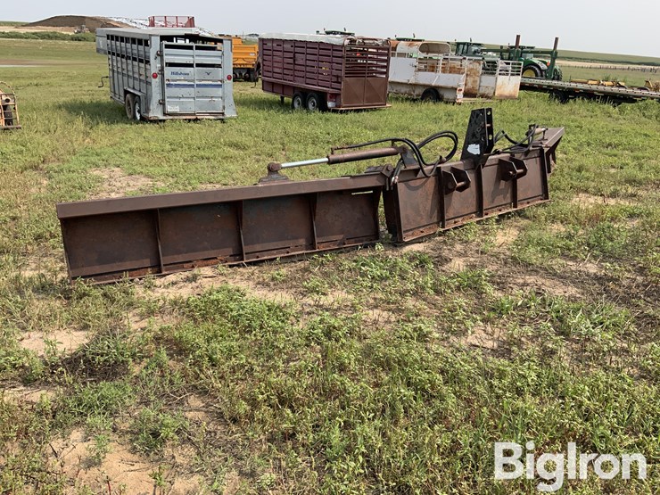 3-pt-manure-pusher-image-7