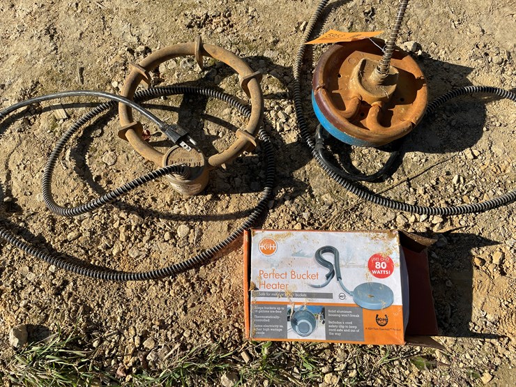 #5953-•-(1)-bucket-heater-and-(2)-tank-heaters-image-2