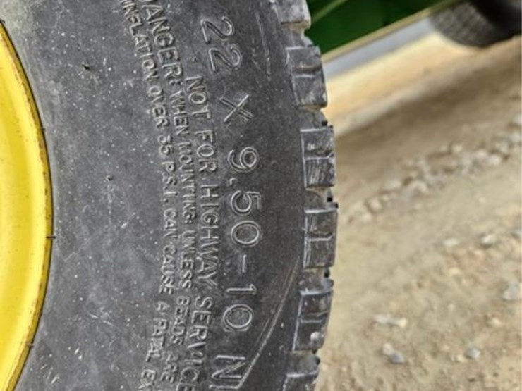 2011-john-deere-gator-image-41