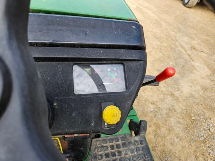 john-deere-4100-image-28