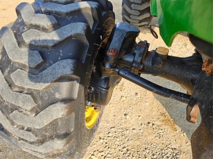 john-deere-2520-image-31