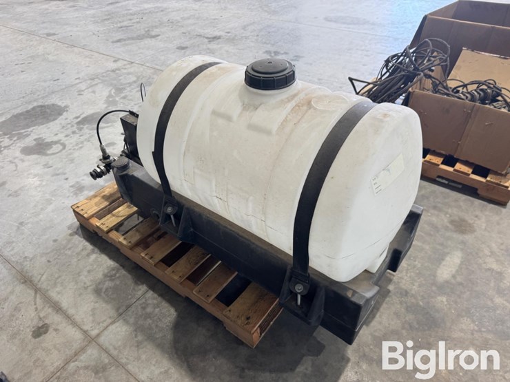 surefire-spartan-125-fertilizer-pump-&-tank-system-image-9