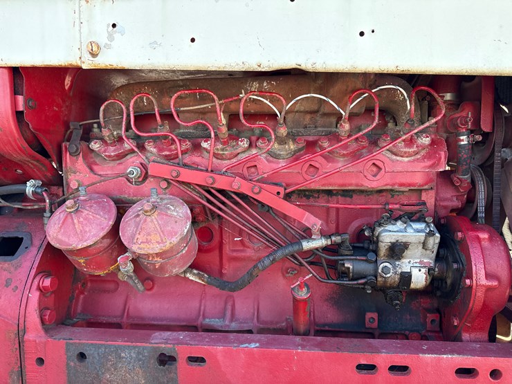 1965-international-706-image-25