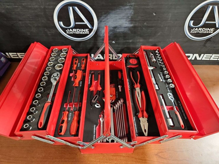 boss-cantilever-tool-box-with-tools-image-2