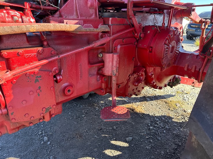 1965-international-706-image-15